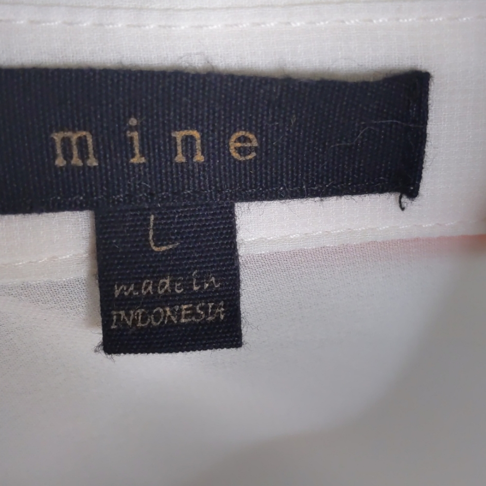 Mine Women's sheer blouse size Large - Picture 11 of 17